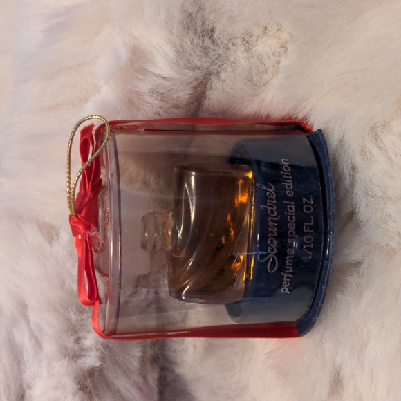 VINTAGE REVLON SCOUNDREL PERFUME SPECIAL EDITION MINI 1/10 Oz - Picture 1 of 3